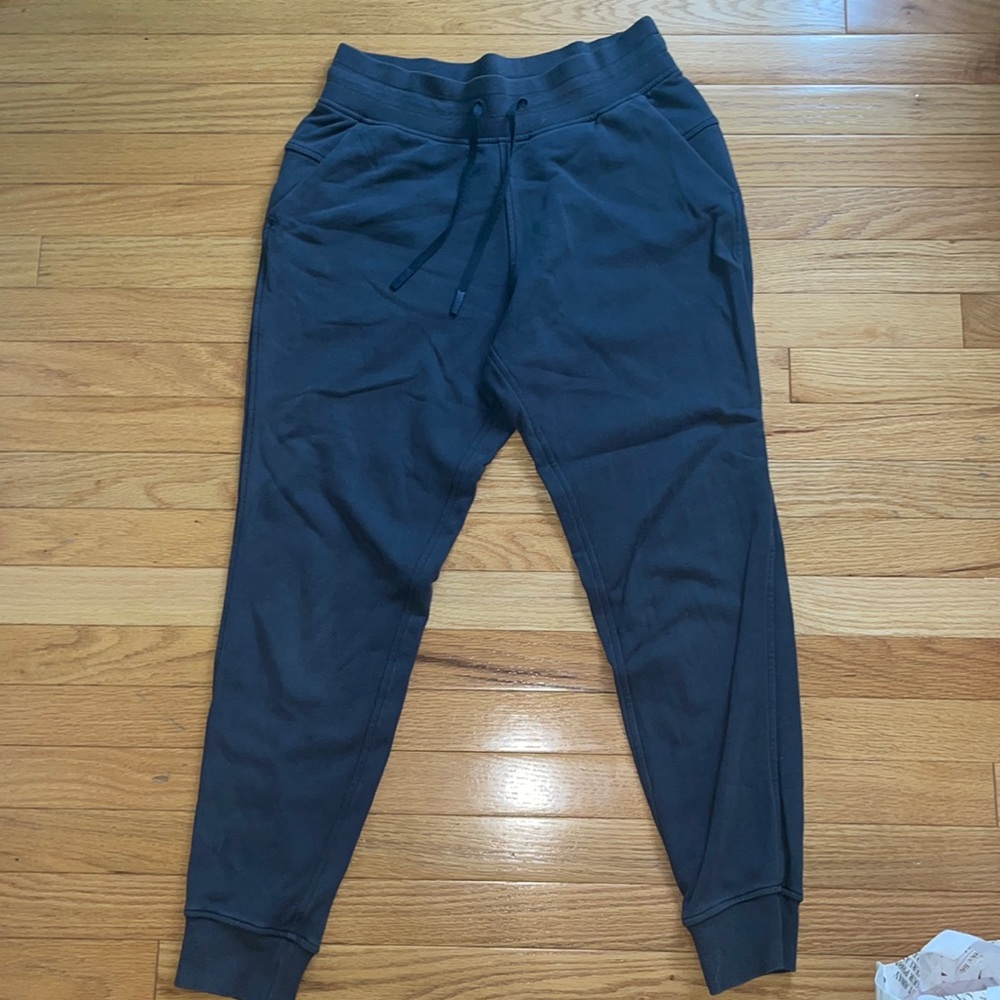 lululemon joggers